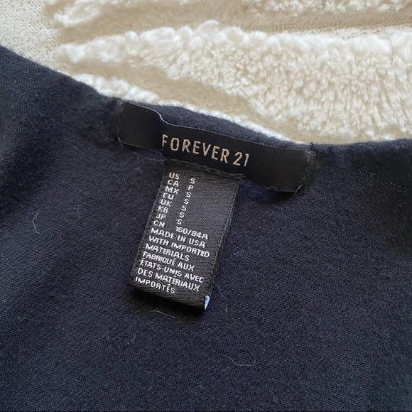 Forever 21 Black Racerback Tank Top Size Small - Picture 9 of 9